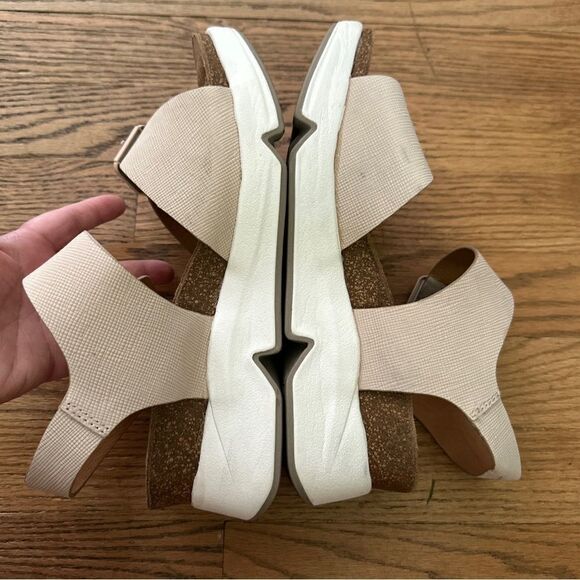 Sofft Charday Womens Wedge Sandals Beige Size 9 M - Picture 6 of 8